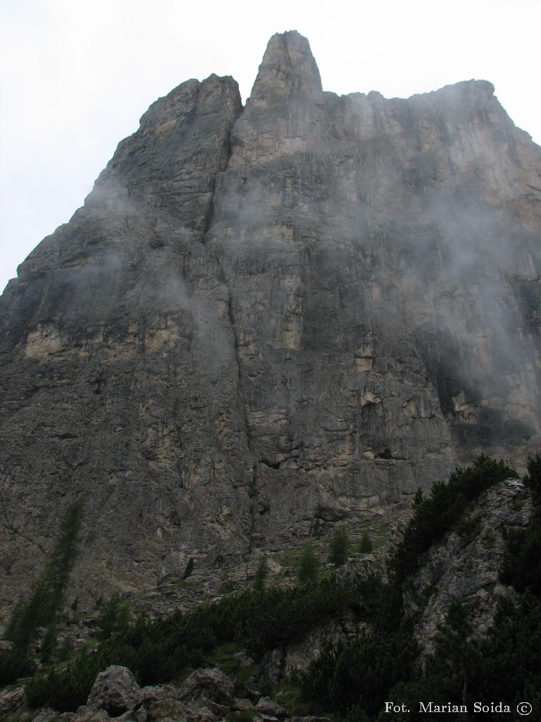 Torre Brunico z podejścia pod ferratę Tridentina