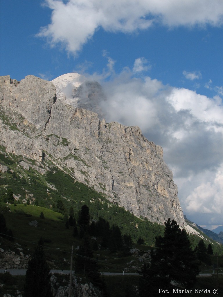 Tofana di Rozes z przełęczy Falzarego