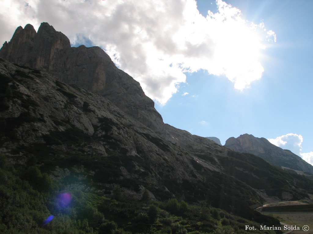 Widok na Marmoladę z przełęczy Fedaia