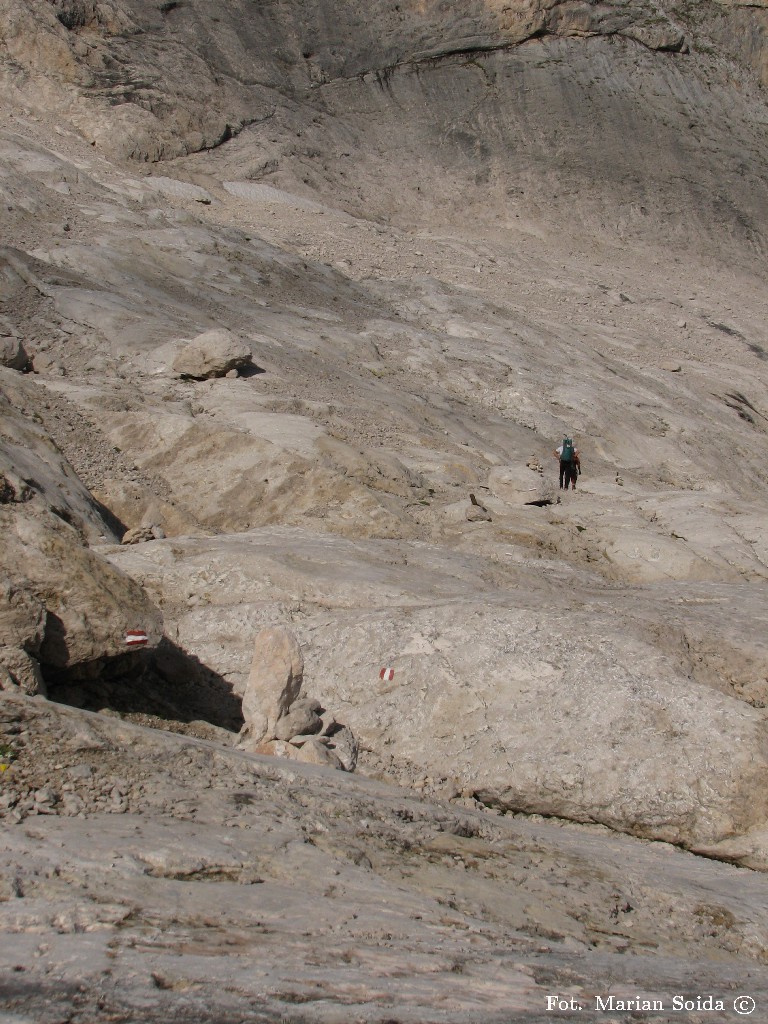 Fragment szlaku na przełęcz Marmolada