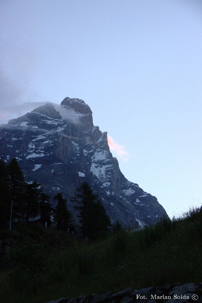 Pic Tyndall i Matterhorn z Breuil-Cervinia
