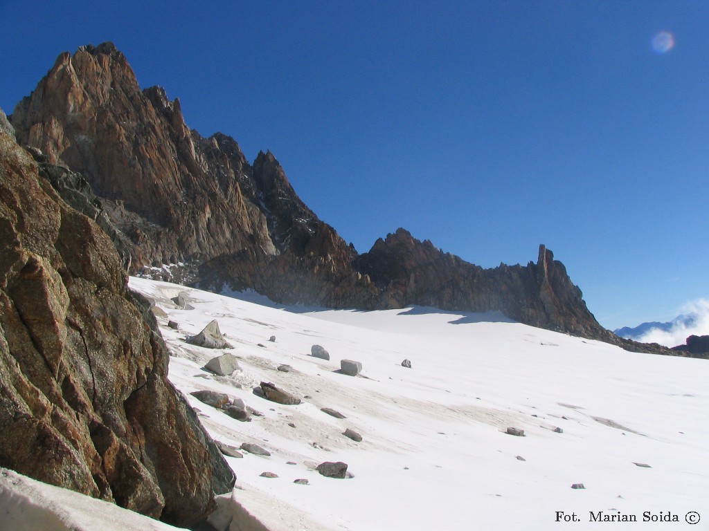 Aiguilles Dorees z Glacier de Saleina