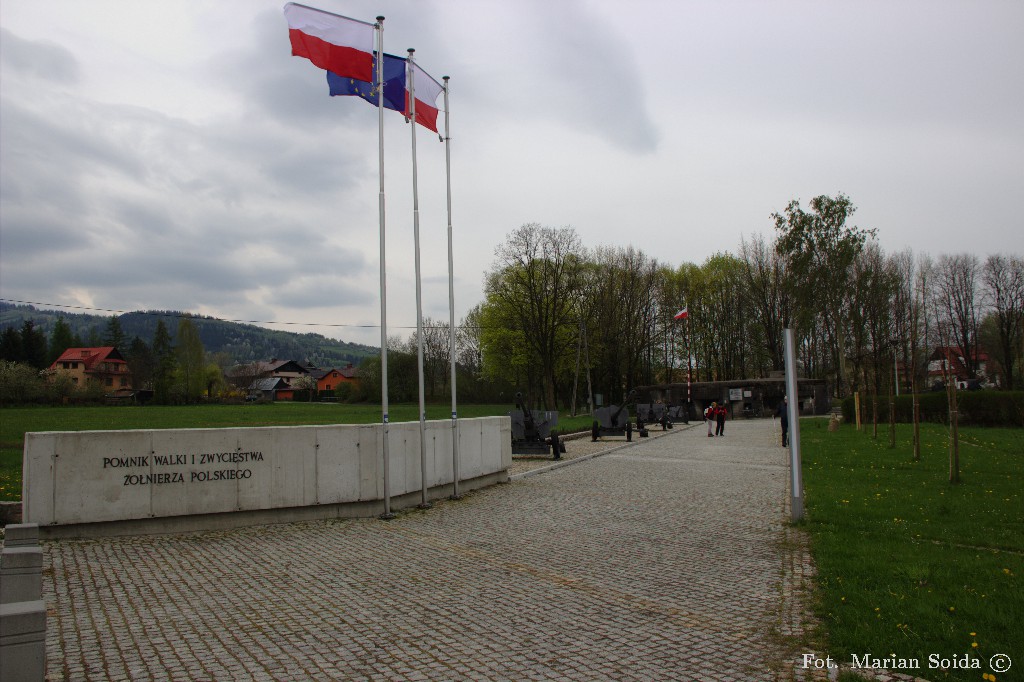 09:31 Fort Wędrowiec w Węgierskiej Górce
