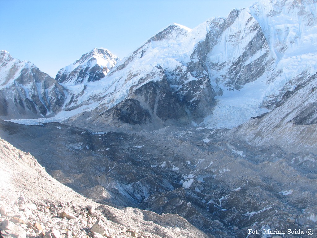 Changtse (7553), stoki Nuptse nad lodowcem Khumbu