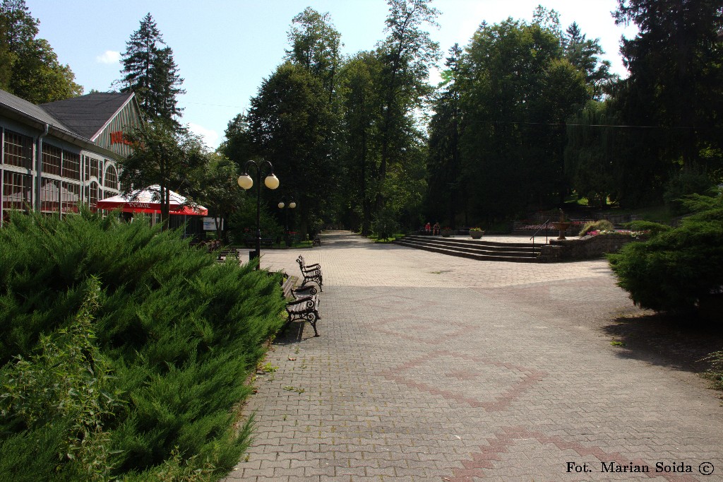 Park zdrojowy w Długopolu