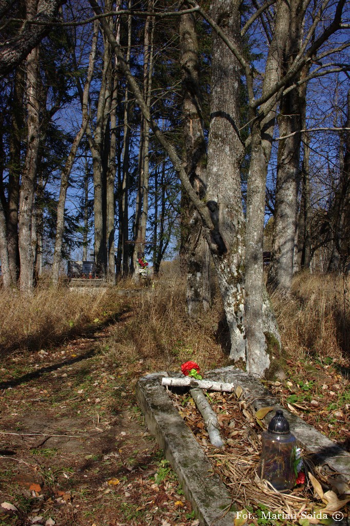 Stary cmentarz w Łupkowie