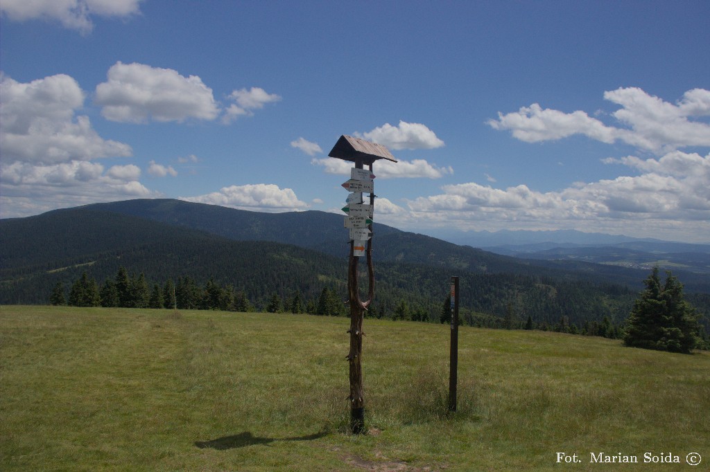 Widok z Hali Rysianka - na Pilsko i Tatry