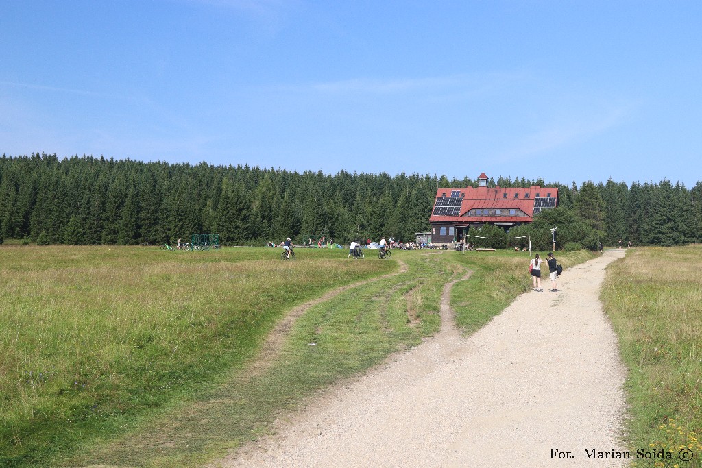 Hata Górzystów na Hali Izerskiej