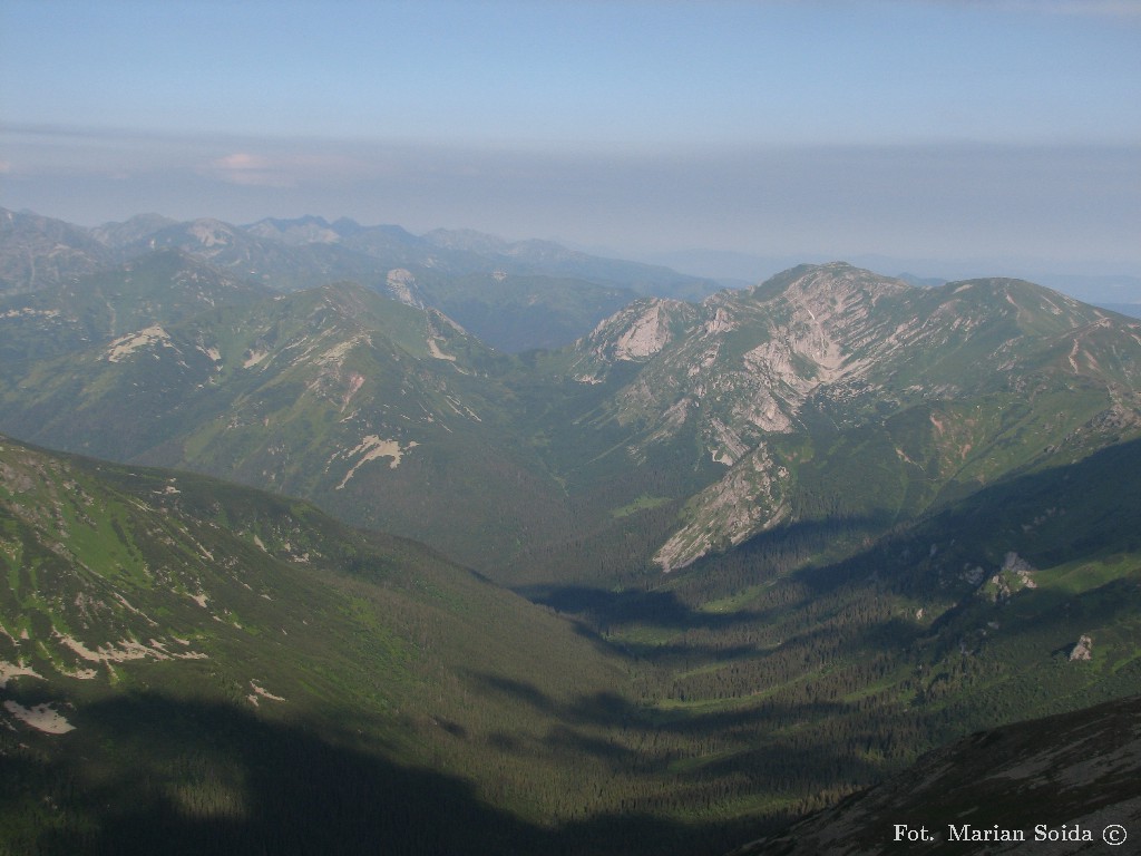 Dolina Cicha i Zachodnie Tatry ze Świnicy