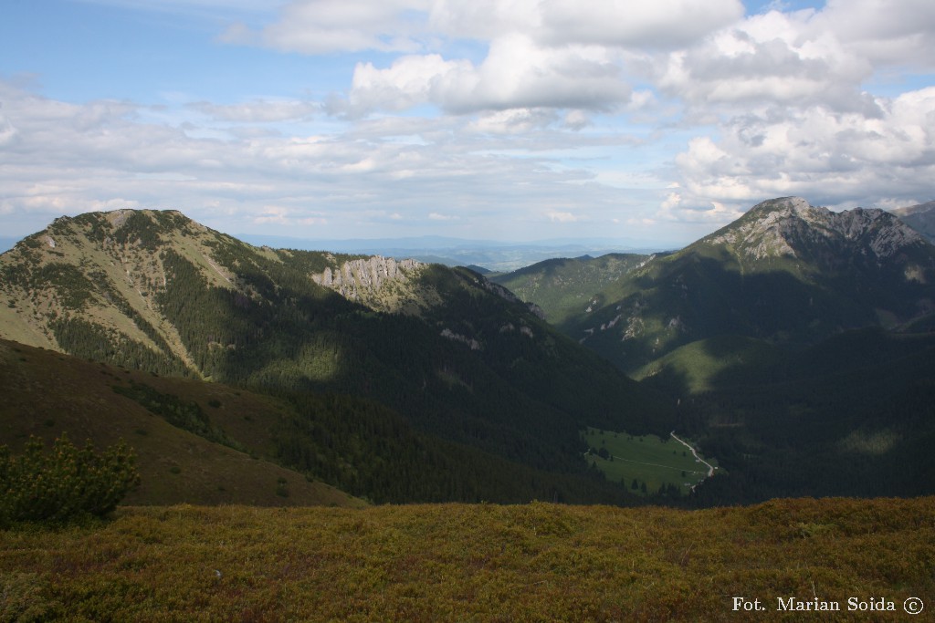 Bobrowiec, Kominiarski Wierch, Dolina Chochołowska z Łuczniańskiej Przełęczy