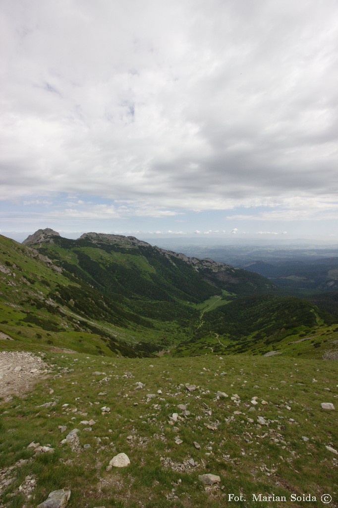 Giewont, Dolina Kondratowa z Przełęczy pod Kopą Kondracką