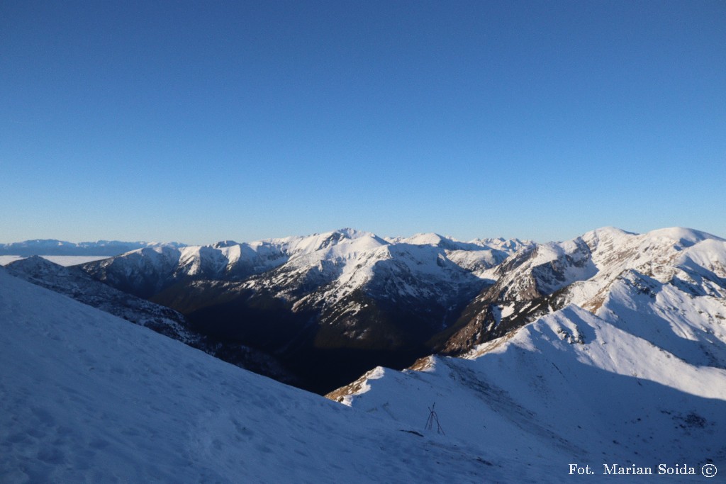 Niżne i Zachodnie Tatry z Kasprowego Wierchu