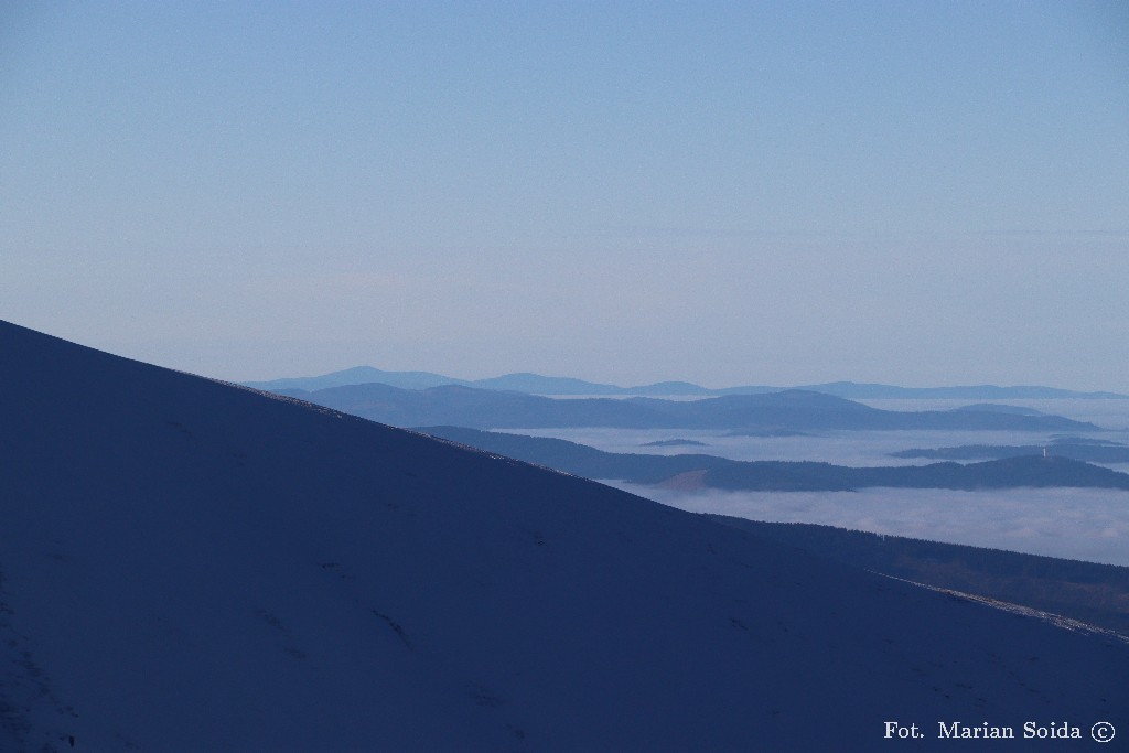 W oddali Beskid Śląsko-Morawski