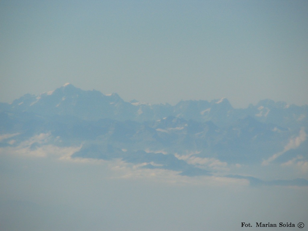 Masyw Mt. Blanc z samolotu