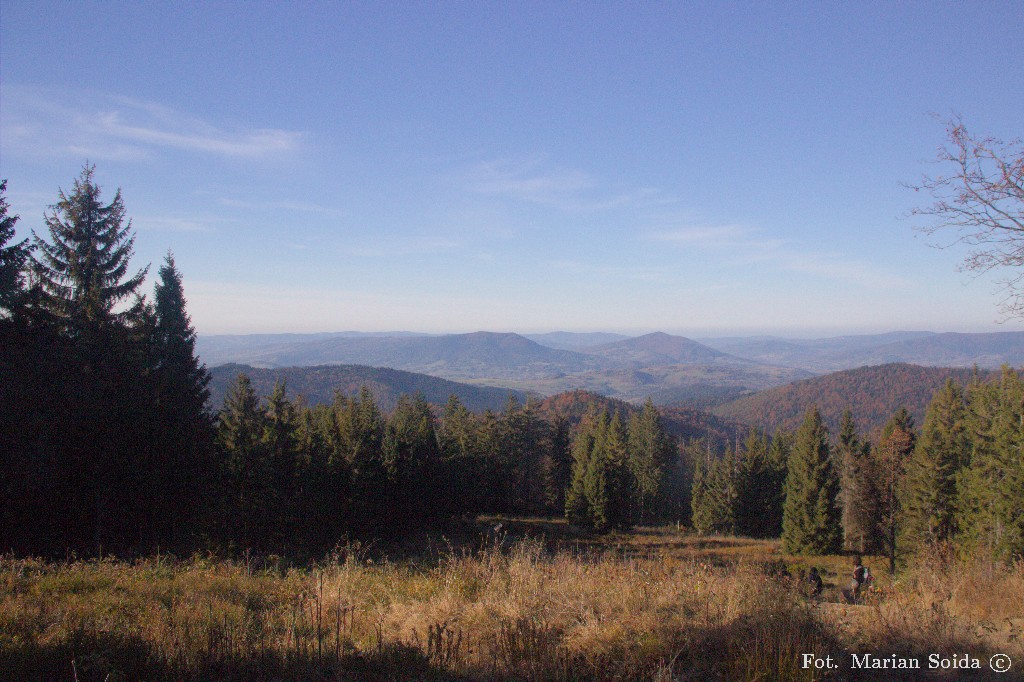 Beskid Wyspowy z rozstaja pod Czołem Turbacza