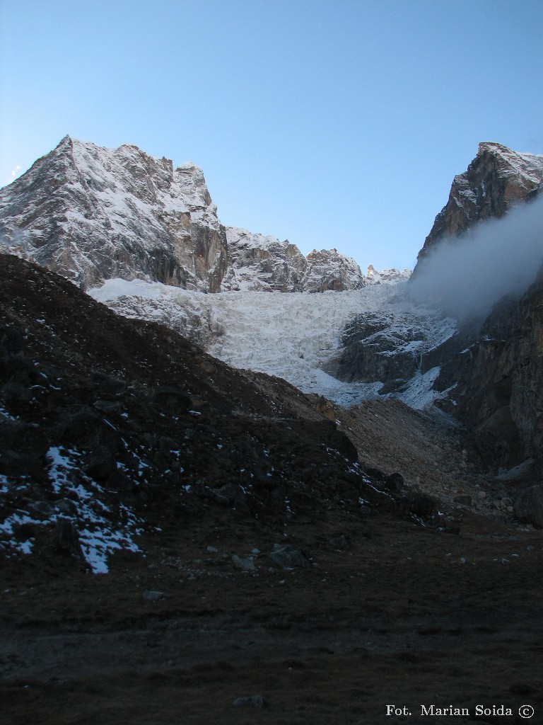 Lobuche Peak (6145) z przed 
