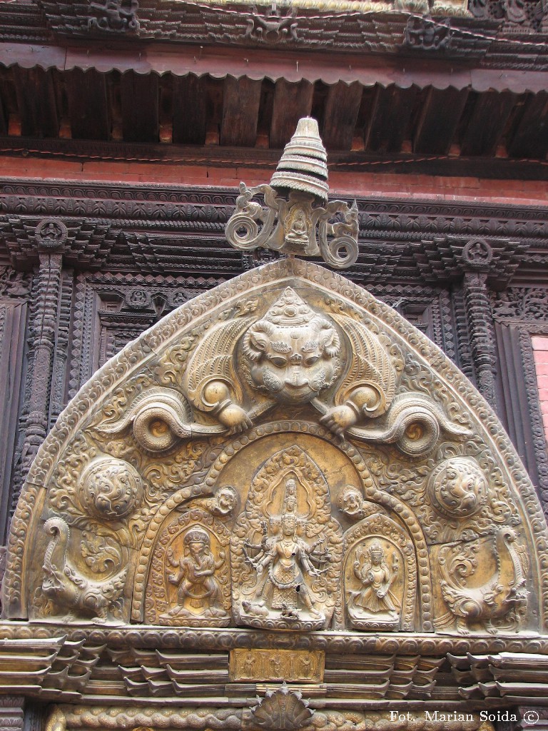 Portal nad wejściem do Złotej Świątyni