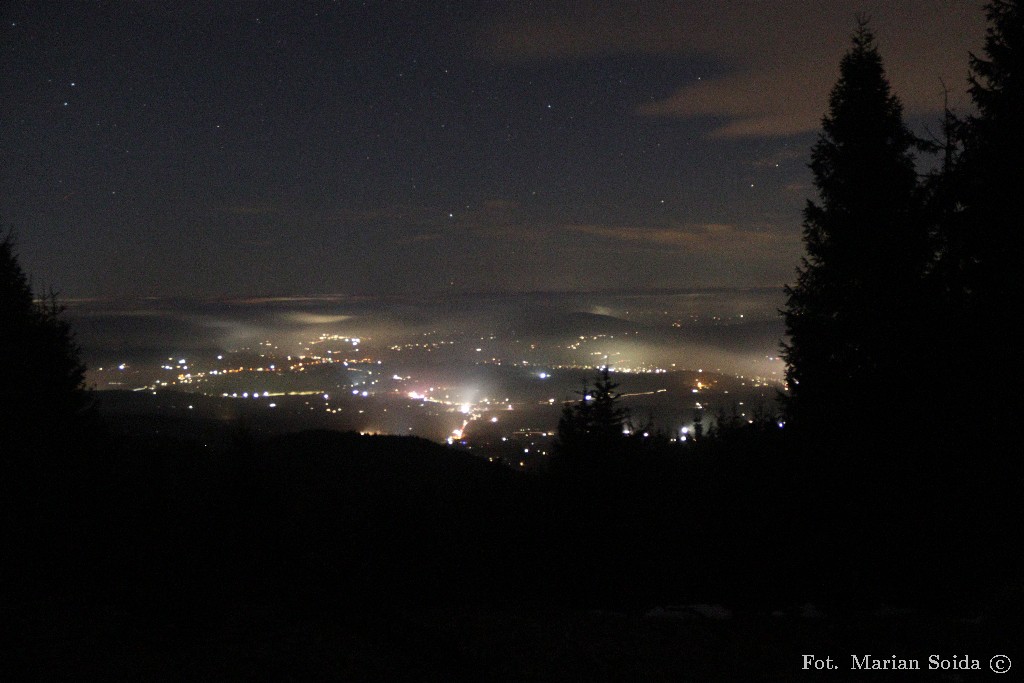 Widok na północ z polanki pod Lubomirem