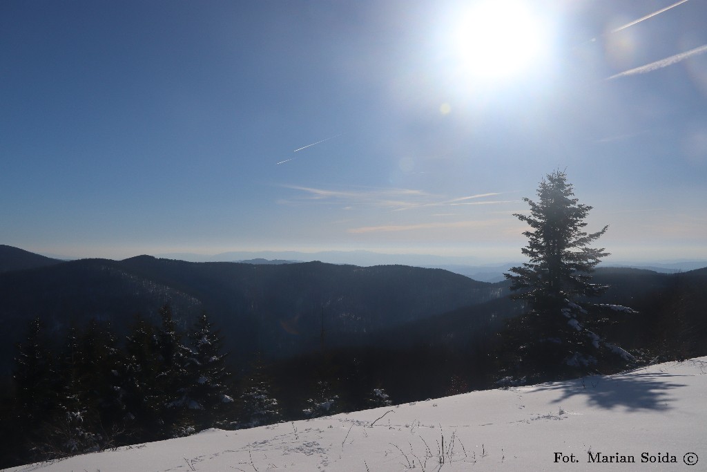 Widok w kierunku Vyhorlatu z Fereczatej